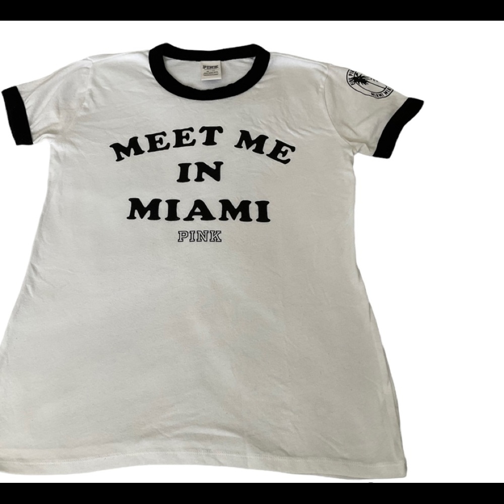 Pink Victoria’s Secret T-shirts woman’s - Picture 5 of 6